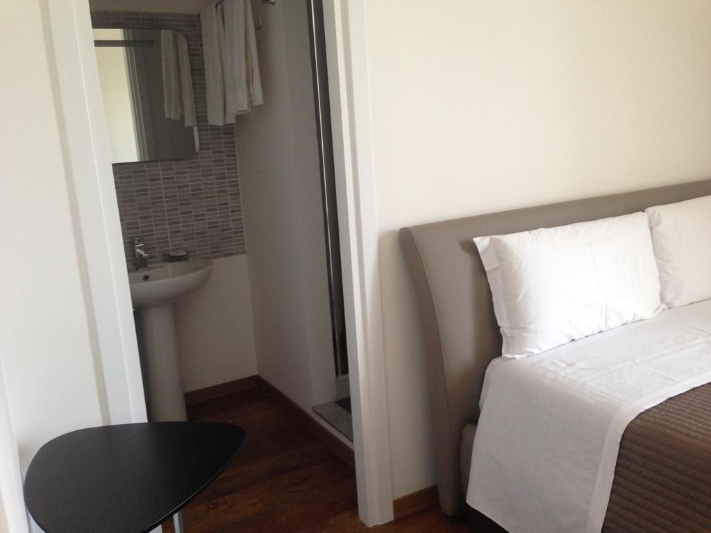 B&B Young Catania Esterno foto